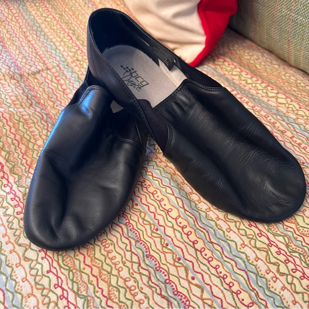 BCG Dance NWOT Jazz shoe Size 8 leather upper